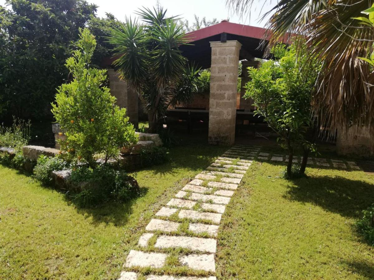 B&B La Seta Rossa Galatone Exterior foto