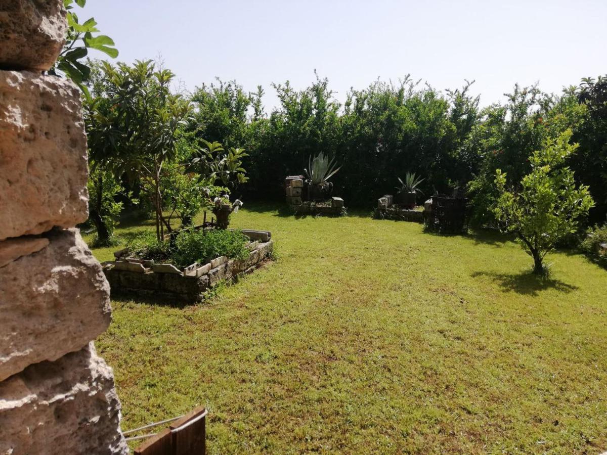 B&B La Seta Rossa Galatone Exterior foto