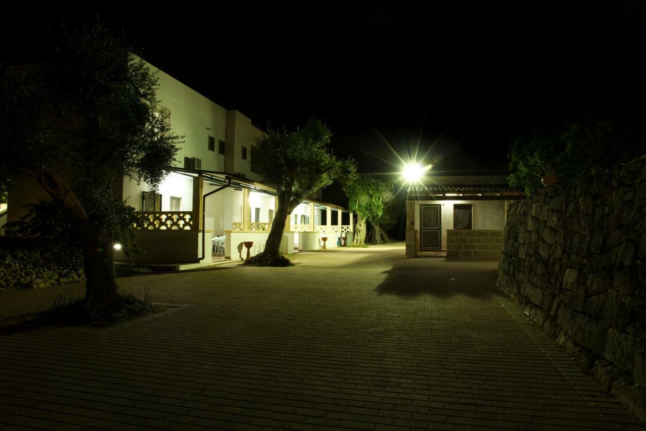 B&B La Seta Rossa Galatone Exterior foto